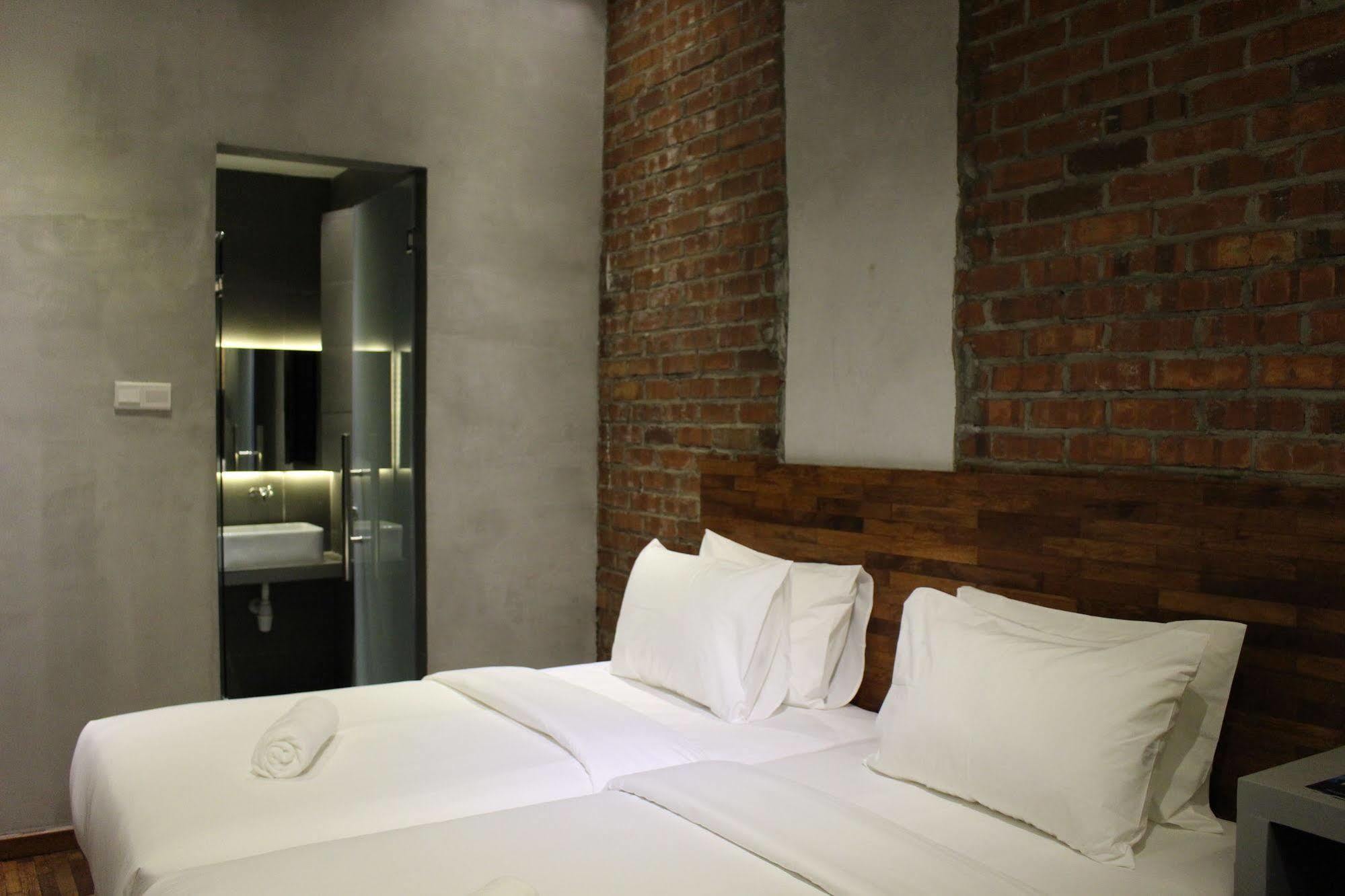 Chaos Boutique Hotel Куала-Лумпур Экстерьер фото
